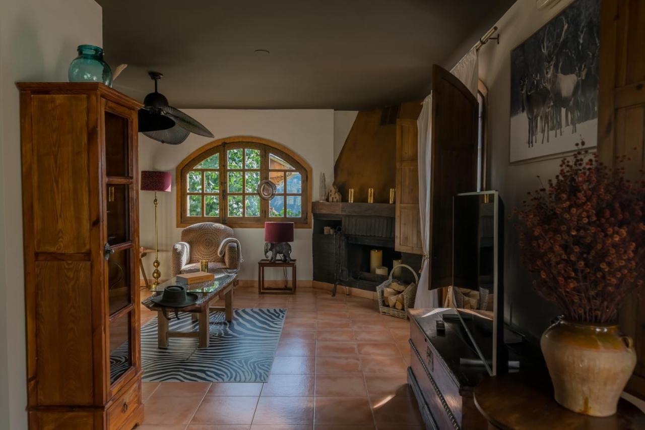 Apartamentos El Rincon De Usana Zona Zero Aínsa-Sobrarbe Extérieur photo