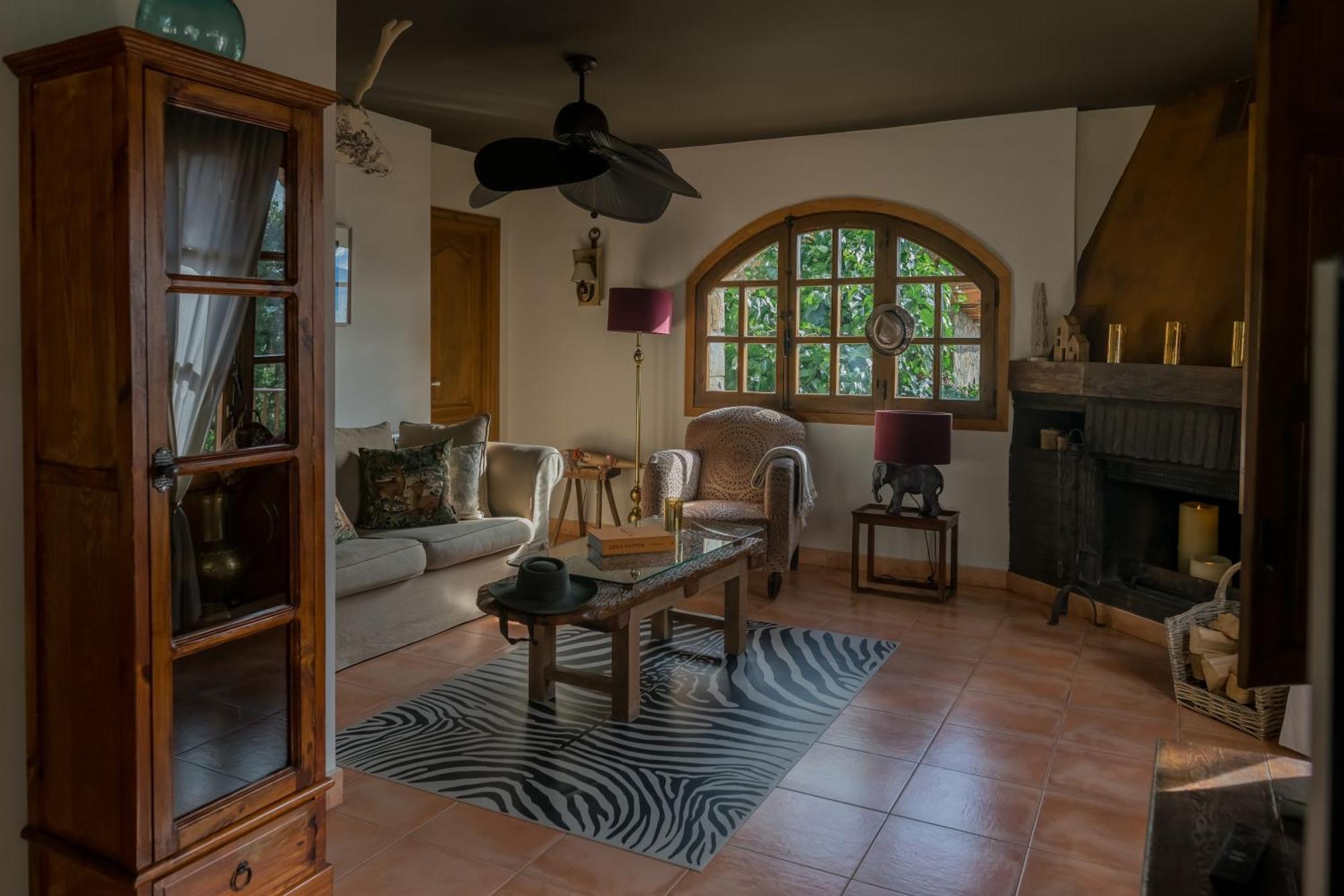 Apartamentos El Rincon De Usana Zona Zero Aínsa-Sobrarbe Chambre photo