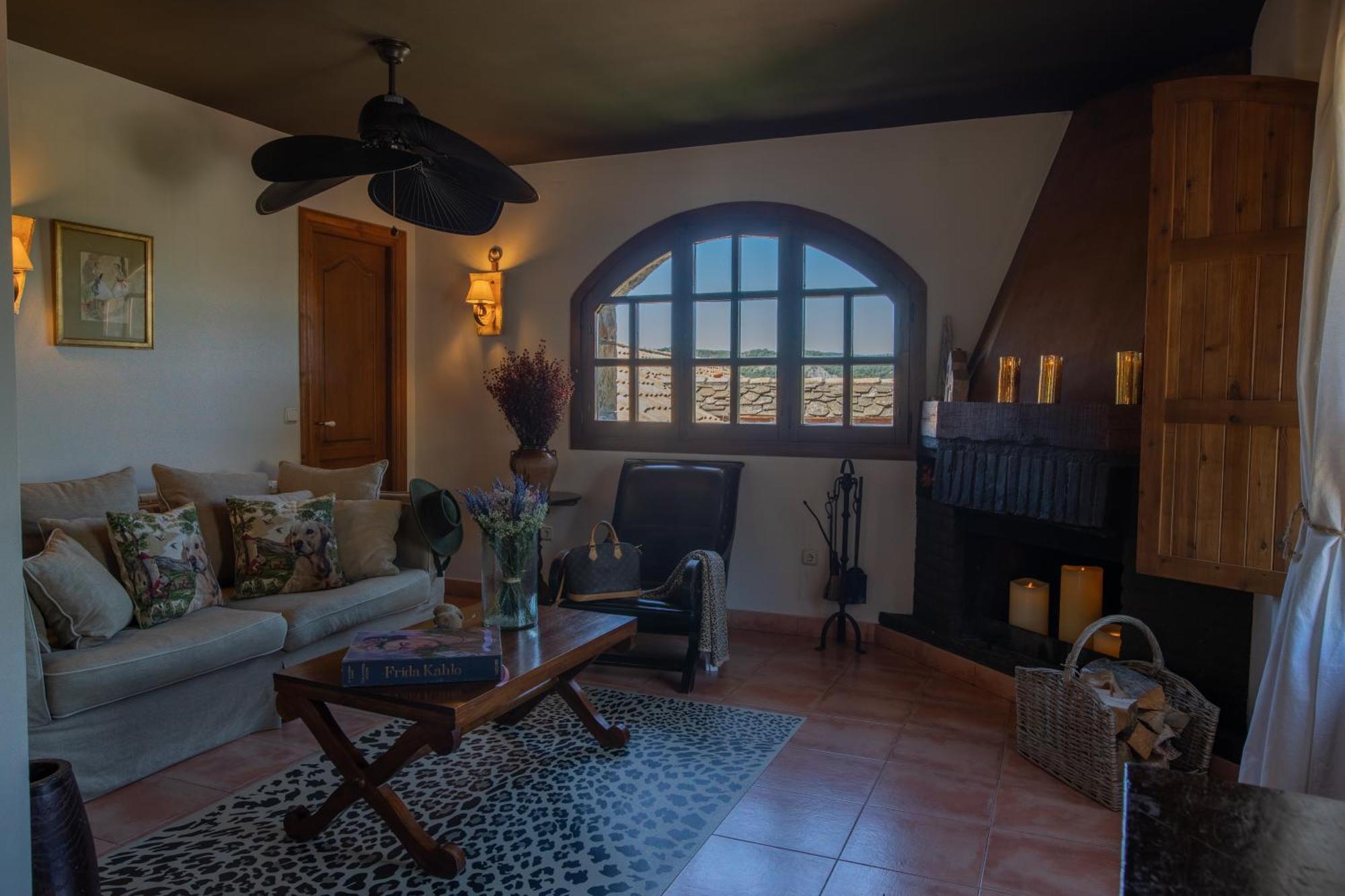 Apartamentos El Rincon De Usana Zona Zero Aínsa-Sobrarbe Chambre photo